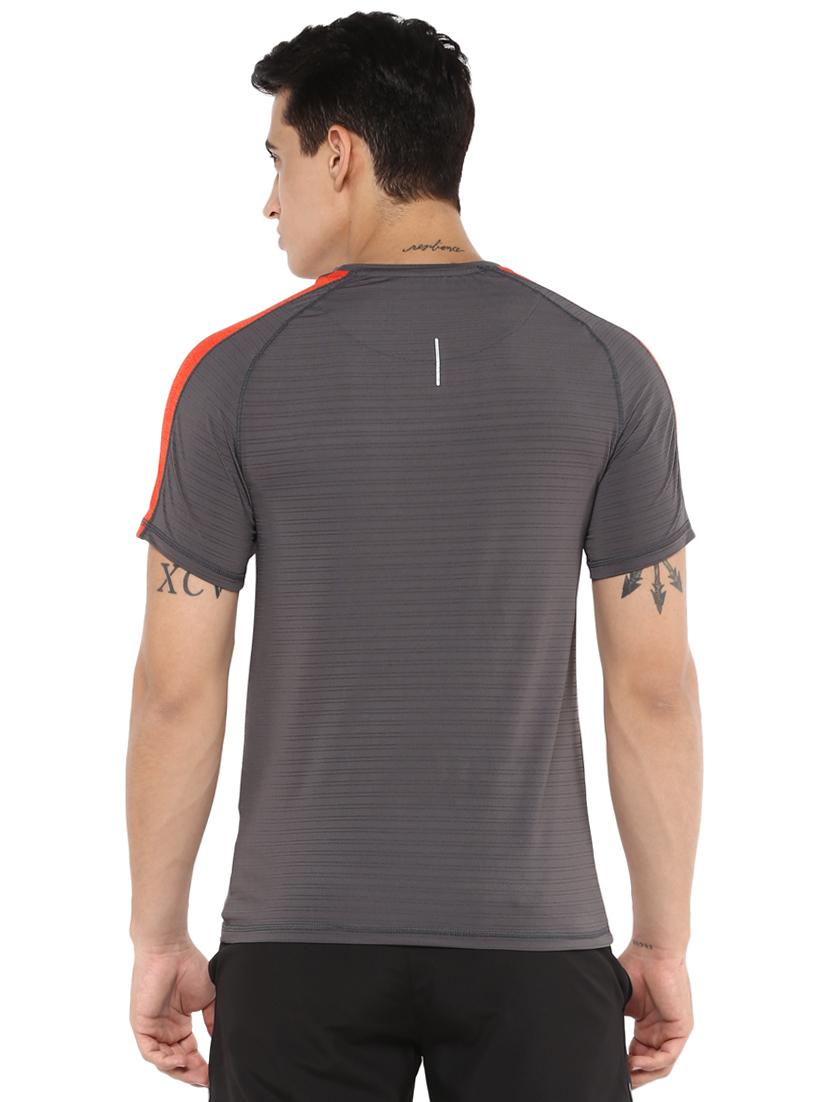 grey chest printed striped polyester t-shirt - 16373206 - Zoom Image - 3