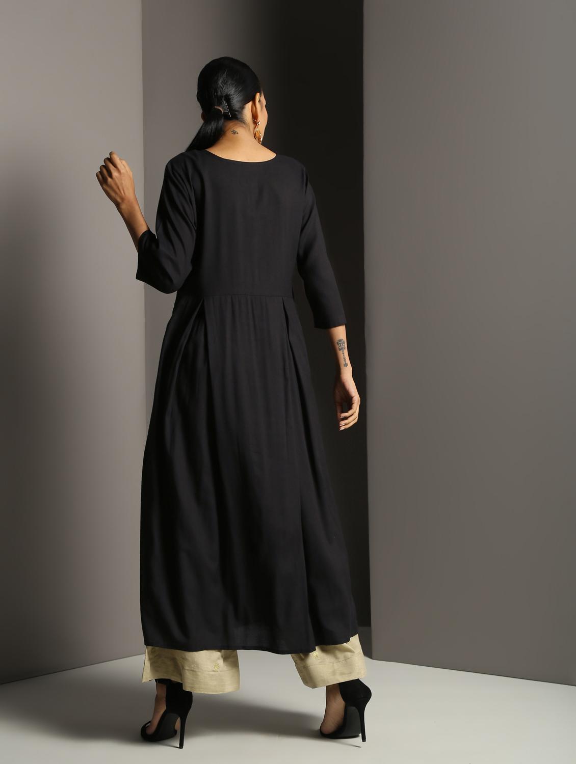 block print flared kaantha kurta - 16378848 - Zoom Image - 3