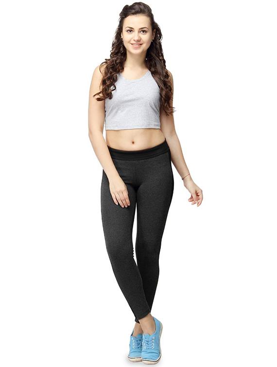 round neck solid crop top - 16381735 - Zoom Image - 4