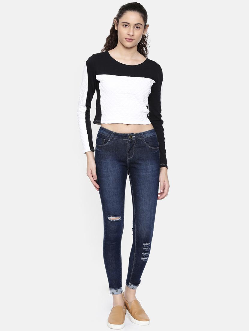 pocket detail distress jeans - 16383769 - Zoom Image - 4
