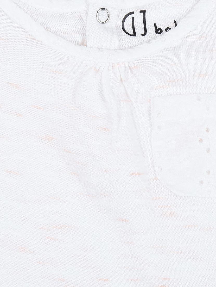 round neck schiffli detailed top - 16391997 - Zoom Image - 3