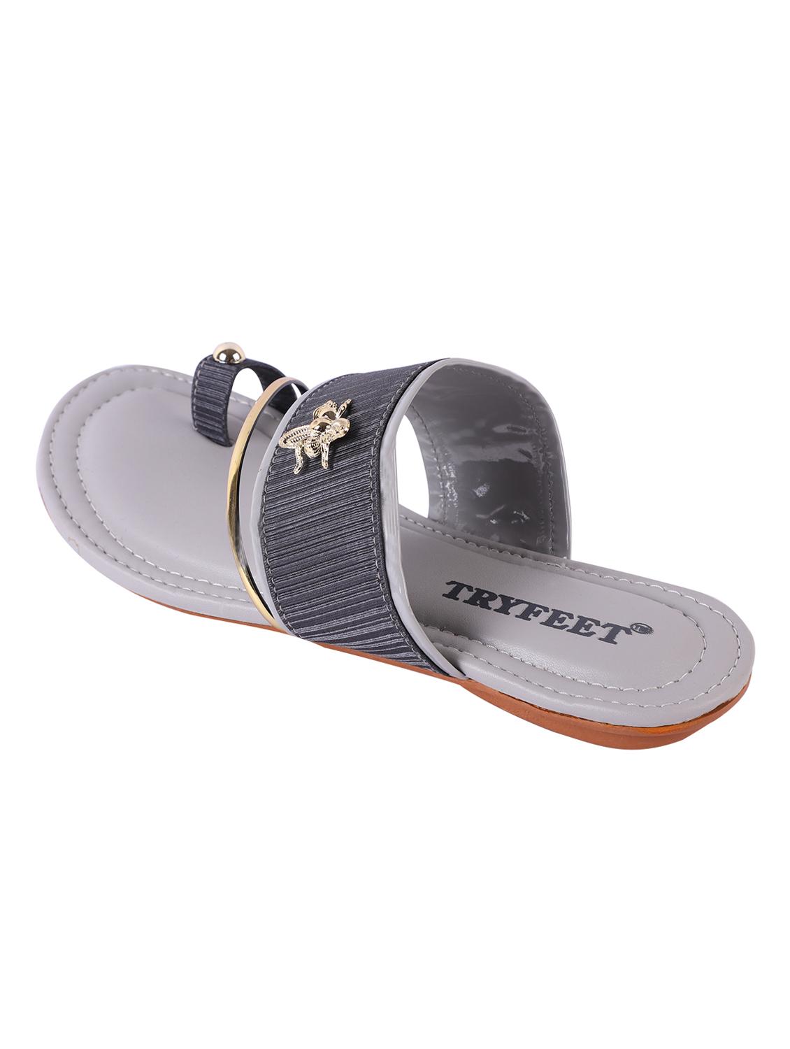 grey one toe sandals - 16392396 - Zoom Image - 2