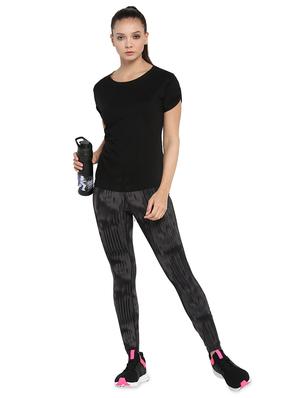 round neck solid tee - 16401948 - Standard Image - 4