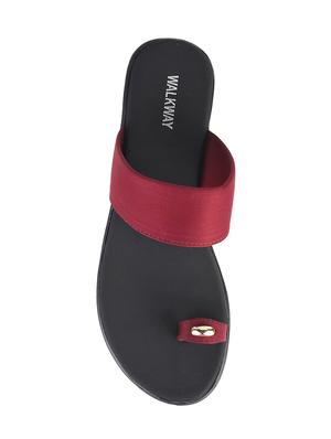 maroon one toe sandals - 16417190 - Standard Image - 4