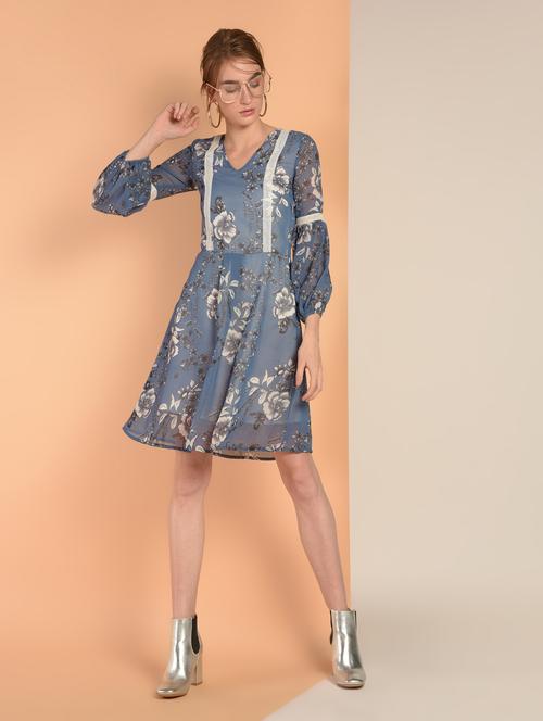 lace insert floral a-line dress - 16417432 - Standard Image - 1