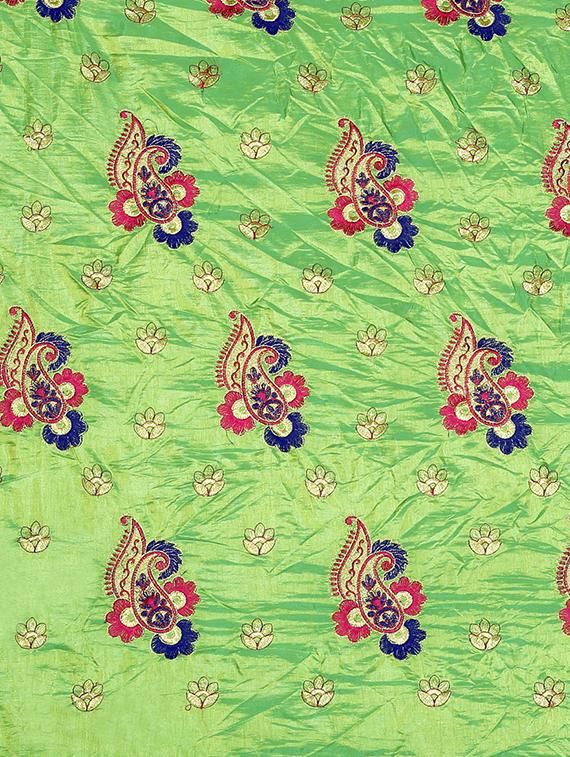paisley embroidered saree with blouse - 16419144 - Zoom Image - 4
