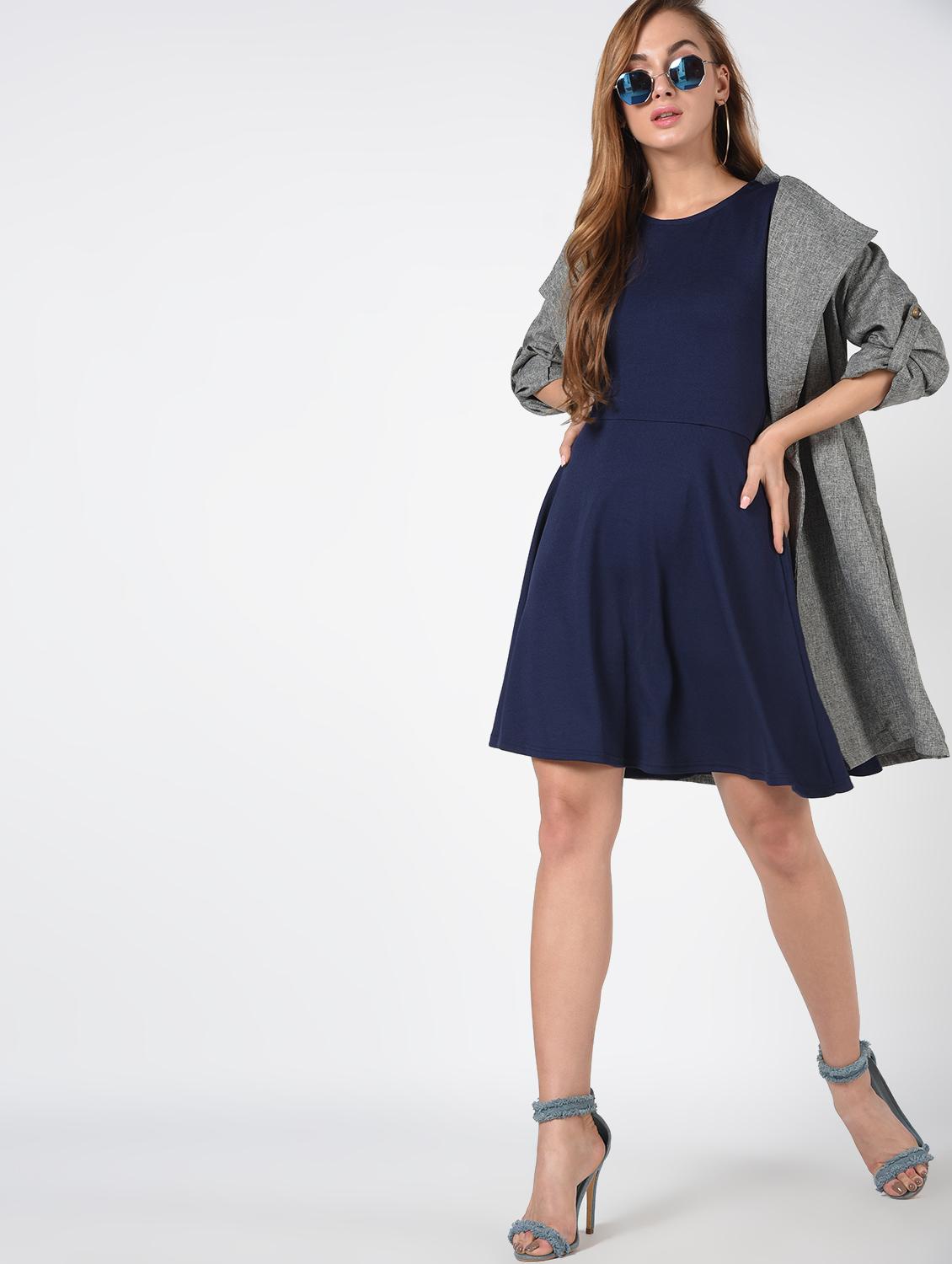 cut out back solid skater dress - 16422354 - Zoom Image - 1