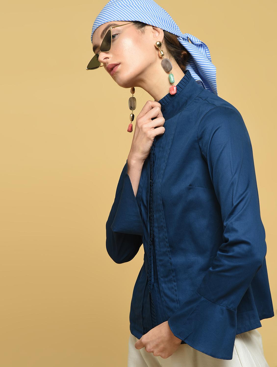 pleat detail bell sleeved solid top - 16433534 - Zoom Image - 2