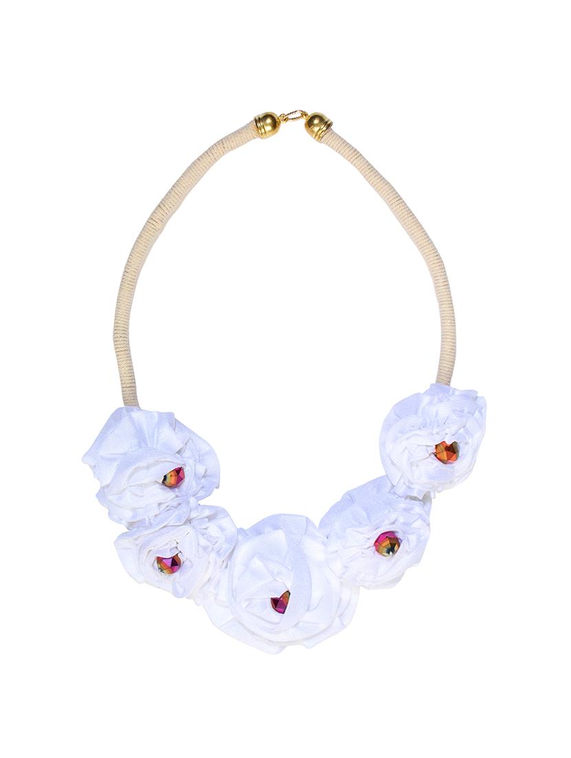 white satin short necklace - 16434574 - Zoom Image - 1
