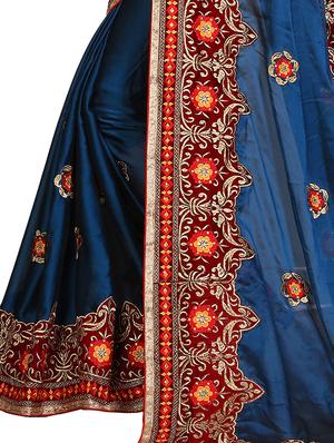 floral embroidered saree with blouse - 16440978 - Standard Image - 5