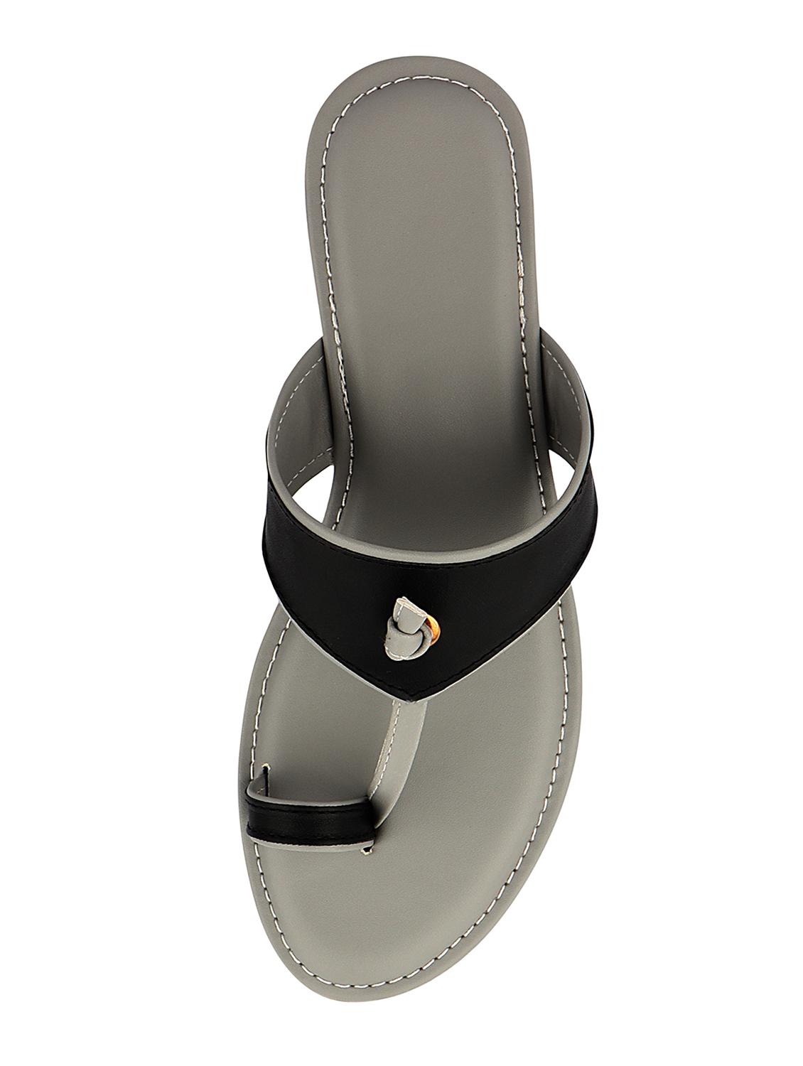 black one toe sandals - 16441550 - Zoom Image - 4
