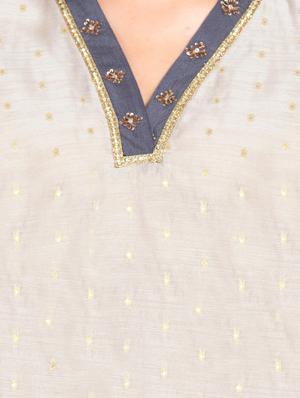 zari motifs kurta palazzo set - 16450166 - Standard Image - 4
