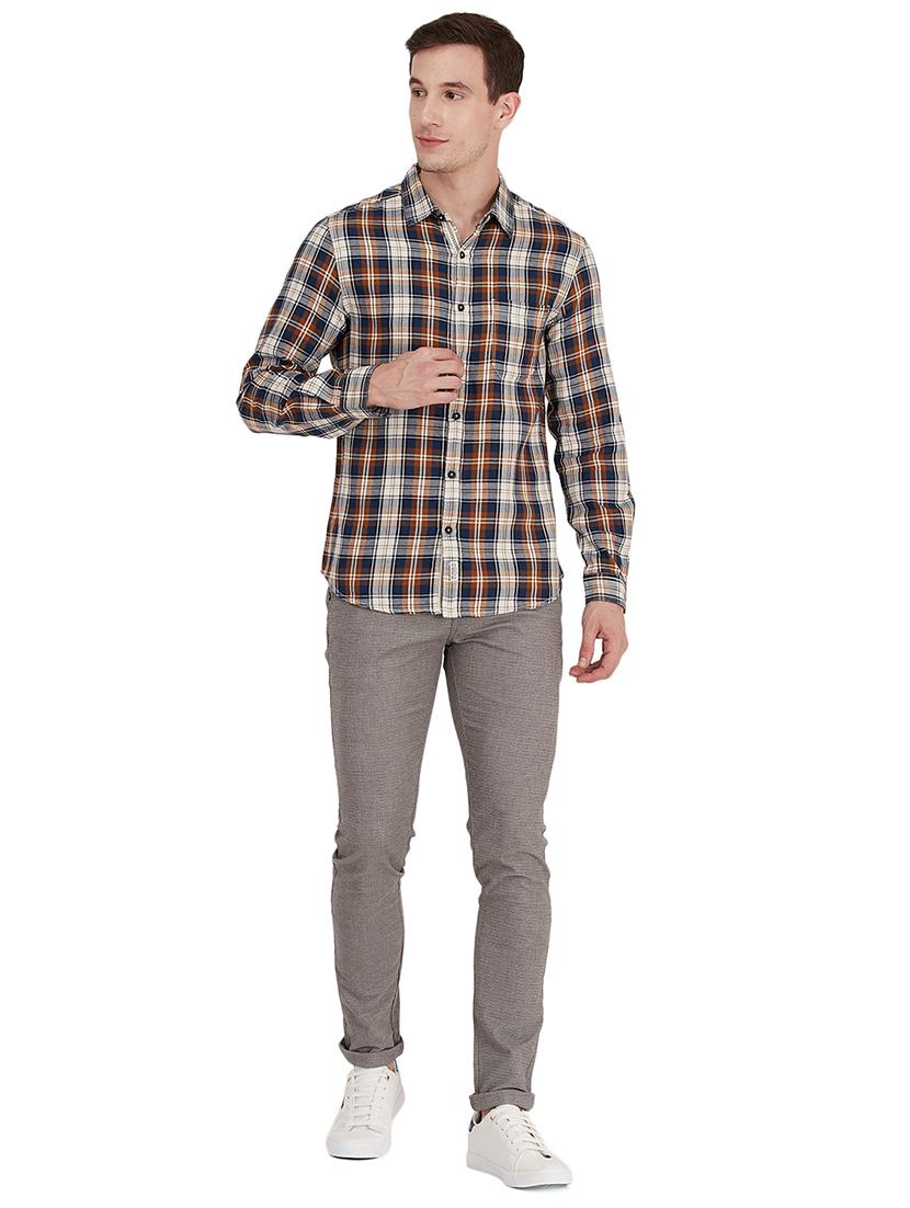 brown textured flat front casual trouser - 16458278 - Zoom Image - 4