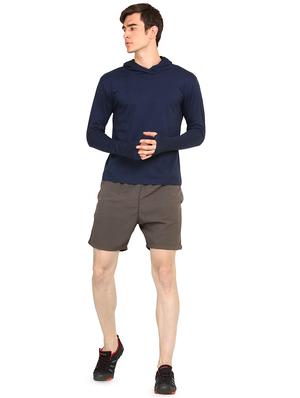 navy blue solid t-shirt - 16465427 - Standard Image - 4