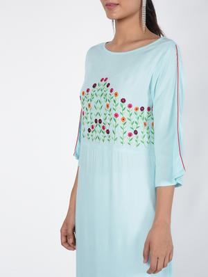 embroidered straight kurta - 16466307 - Standard Image - 5