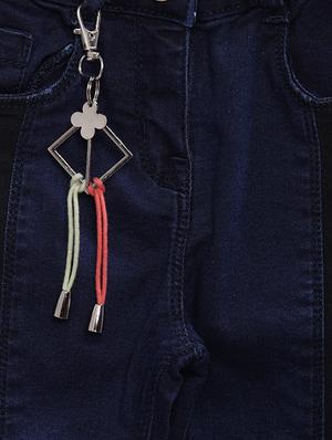 blue denim three fourths - 16477595 - Standard Image - 3