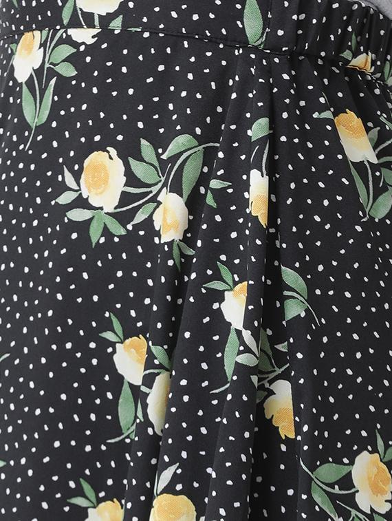 high rise floral a-line skirt - 16483220 - Zoom Image - 5