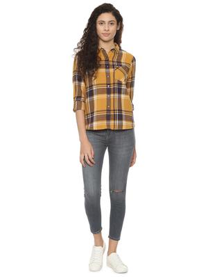 roll up sleeved plaid shirt - 16485903 - Standard Image - 3