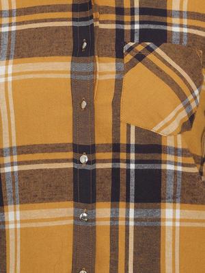 roll up sleeved plaid shirt - 16485903 - Standard Image - 4