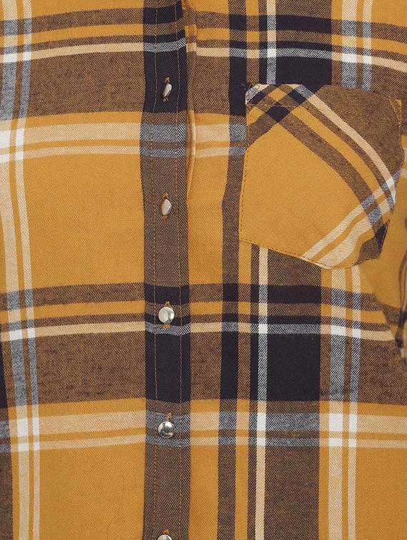 roll up sleeved plaid shirt - 16485903 - Zoom Image - 4