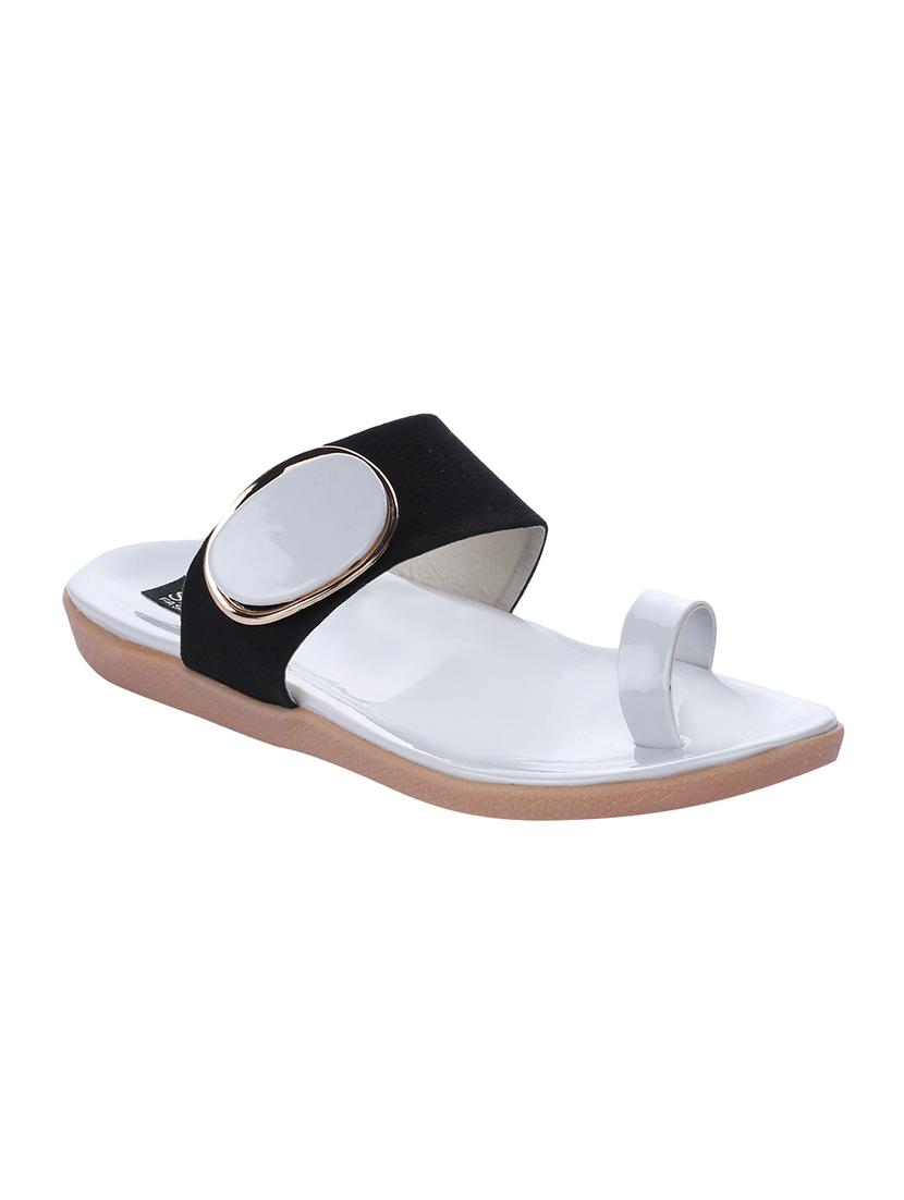 grey one toe sandals - 16492899 - Zoom Image - 1