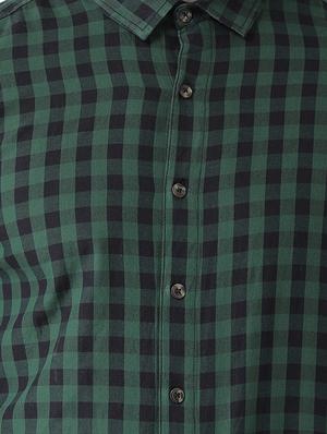 green checkered casual shirt - 16496527 - Standard Image - 5