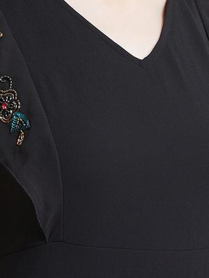 embellished cap sleeved a-line maxi dress - 16496873 - Standard Image - 4
