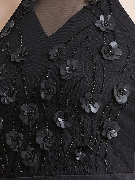 halter neck embellished bodycon dress - 16496907 - Zoom Image - 4