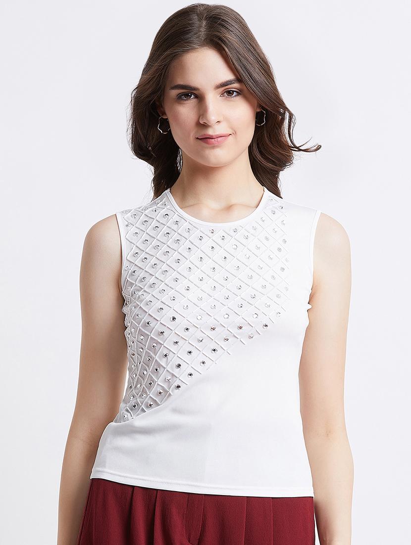 round neck embellished crop top - 16496926 - Zoom Image - 2