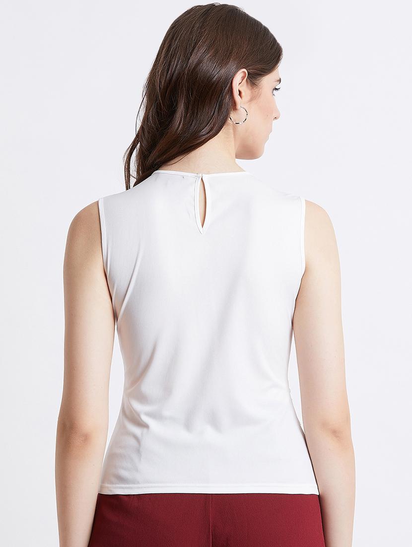 round neck embellished crop top - 16496926 - Zoom Image - 4