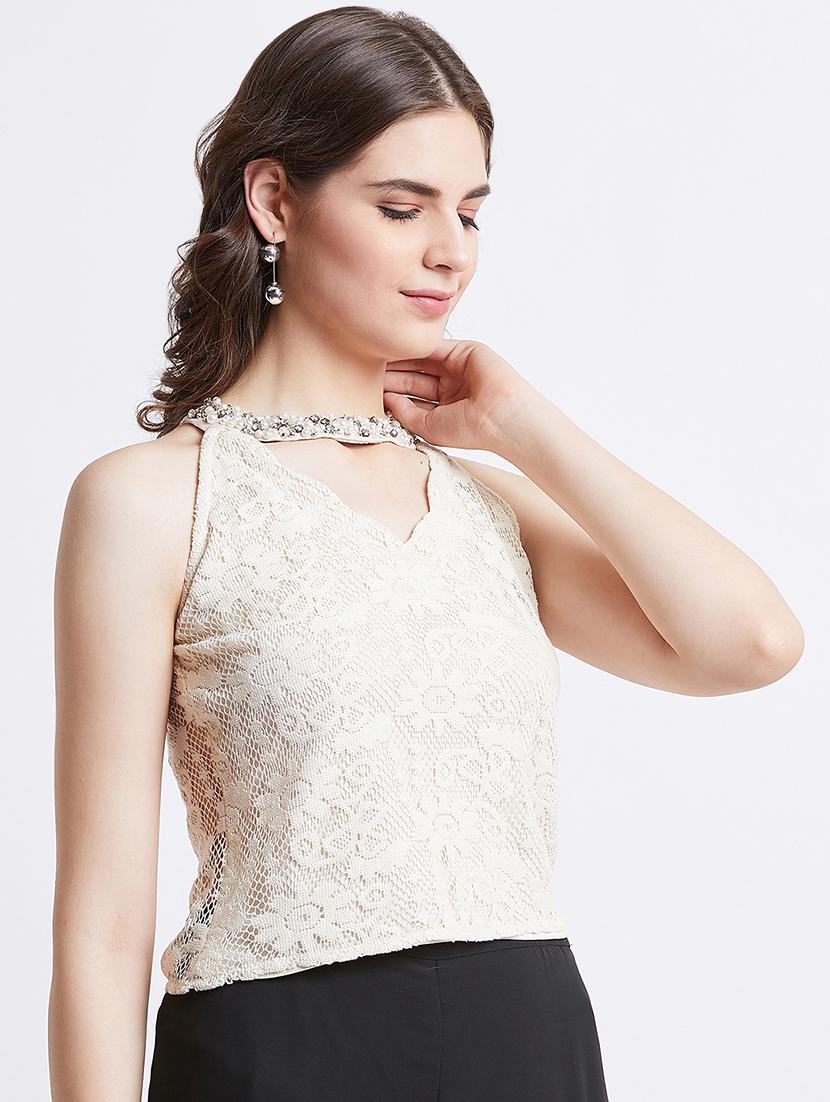 embellished neck crochet crop top - 16496930 - Zoom Image - 2
