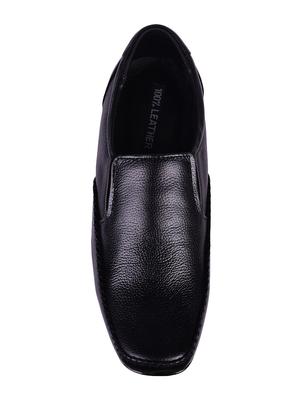 avinash handicrafts black leatther slip ons - 16499142 - Standard Image - 4