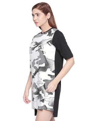crew neck camouflage shift dress - 16500333 - Standard Image - 2