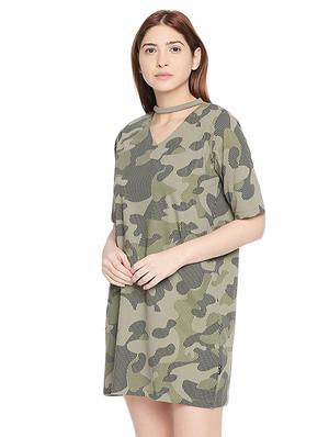 choker neck camouflage shift dress - 16500348 - Standard Image - 2