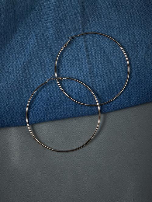 silver metal hoop earring - 16506958 - Very Small Image - 1