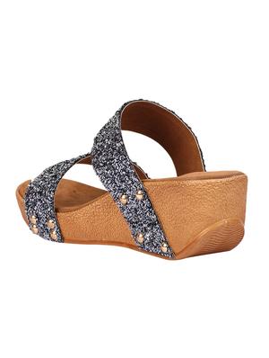 grey toe separator wedges - 16515324 - Standard Image - 3