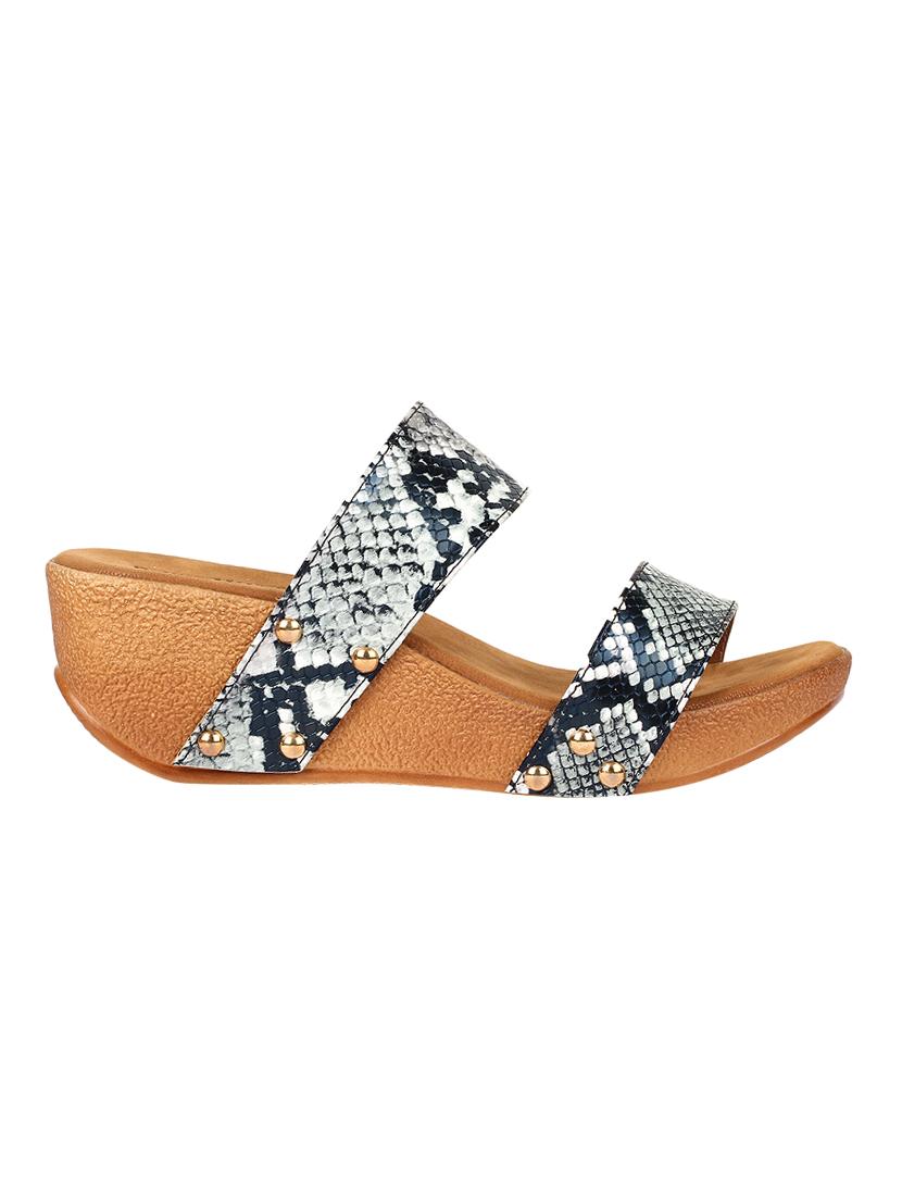 black slip on wedges - 16515329 - Zoom Image - 2