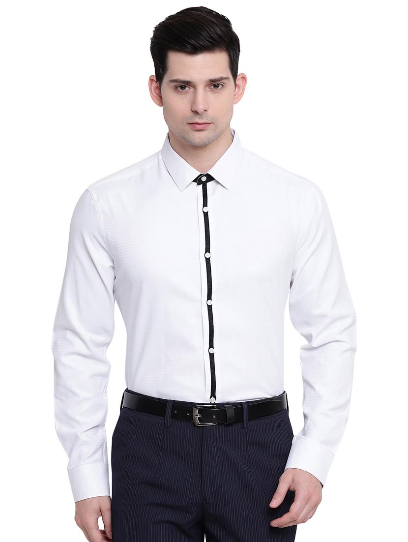 white solid formal shirt - 16518191 - Zoom Image - 1