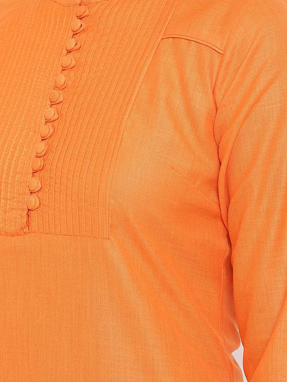 pintucks solid straight kurta - 16526879 - Zoom Image - 4