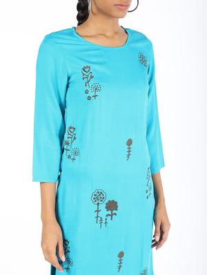 embroidered straight kurta - 16529711 - Standard Image - 4