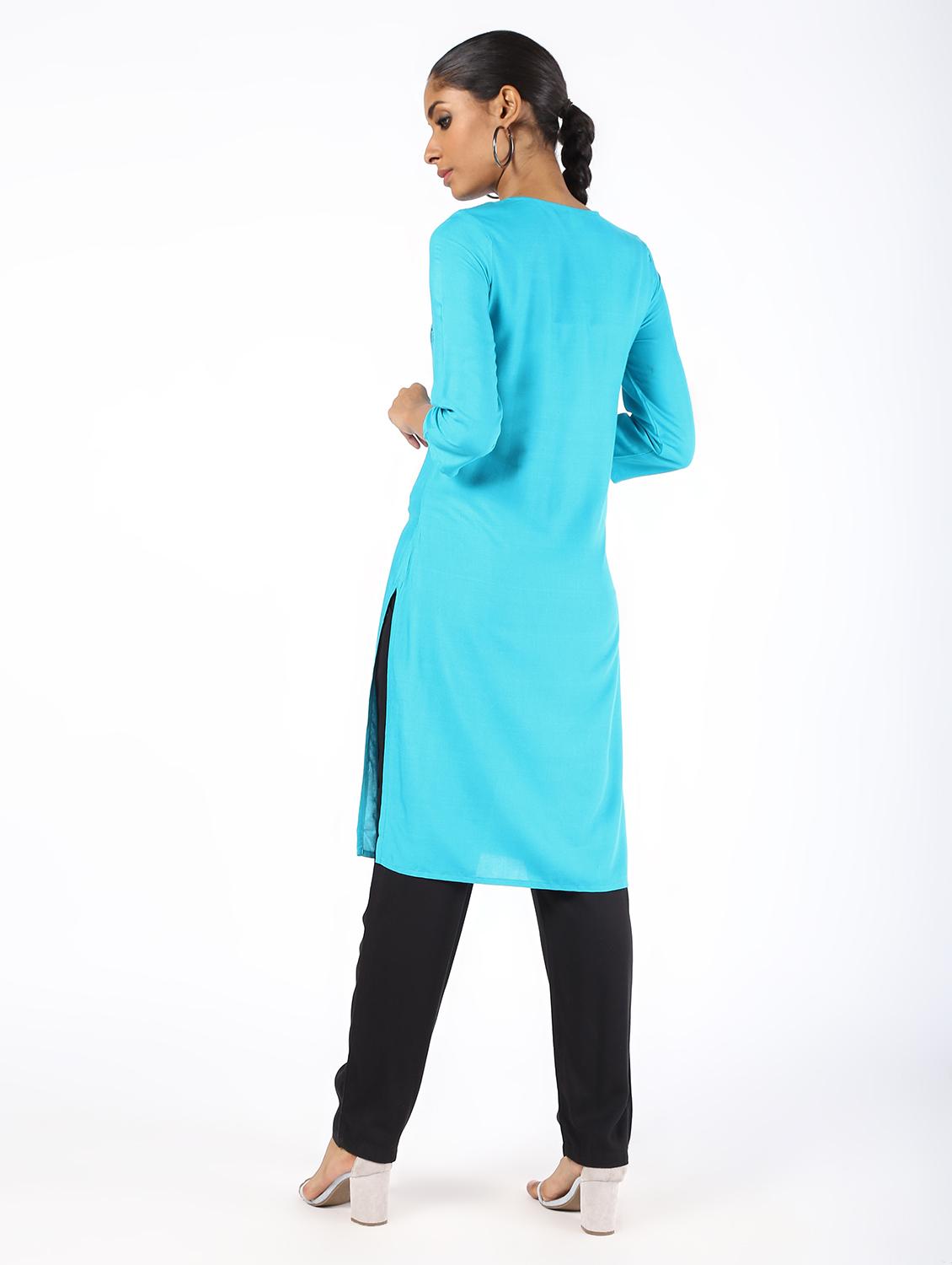 embroidered straight kurta - 16529711 - Zoom Image - 3