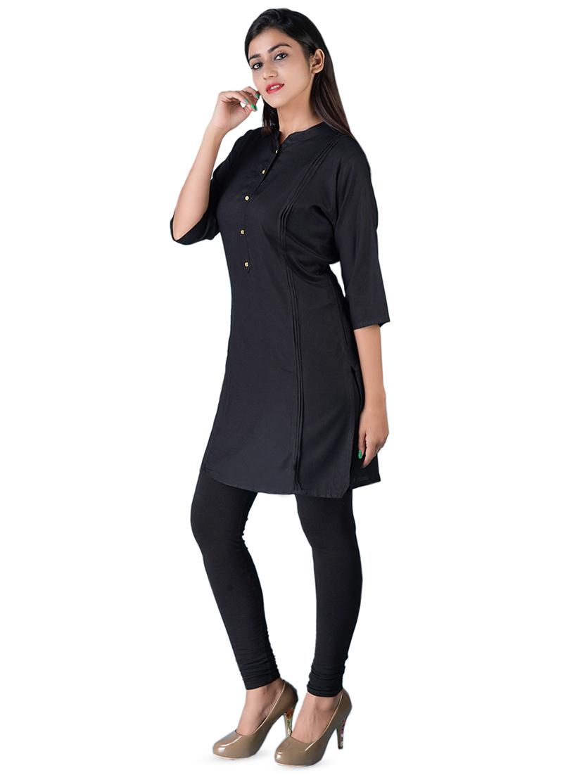 solid straight kurta - 16541867 - Zoom Image - 2