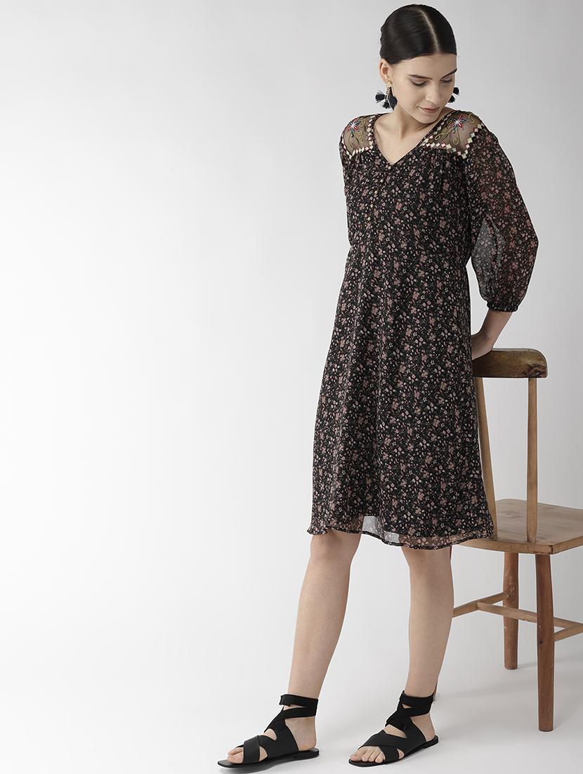 v- neck embellished shift dress - 16542515 - Zoom Image - 4