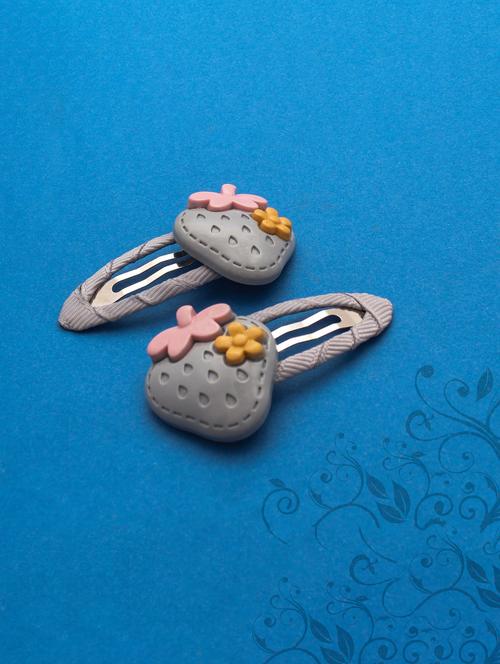 jewelz pair of straberry and flower design hair clips for kids - 16542744 - Standard Image - 1