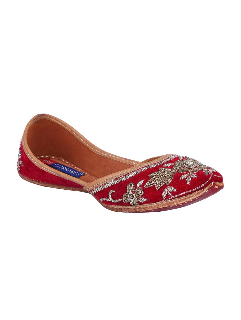 msc red slip on jutis - 16548905 - Zoom Image - 1