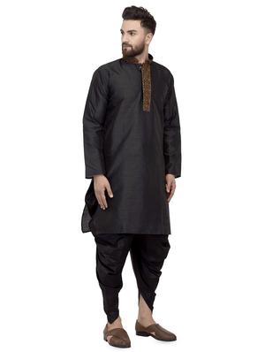 black solid dhoti kurta set with embroidered neckline - 16553570 - Standard Image - 2