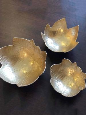 leaf t-light bowl set of 3 - 16560865 - Standard Image - 3