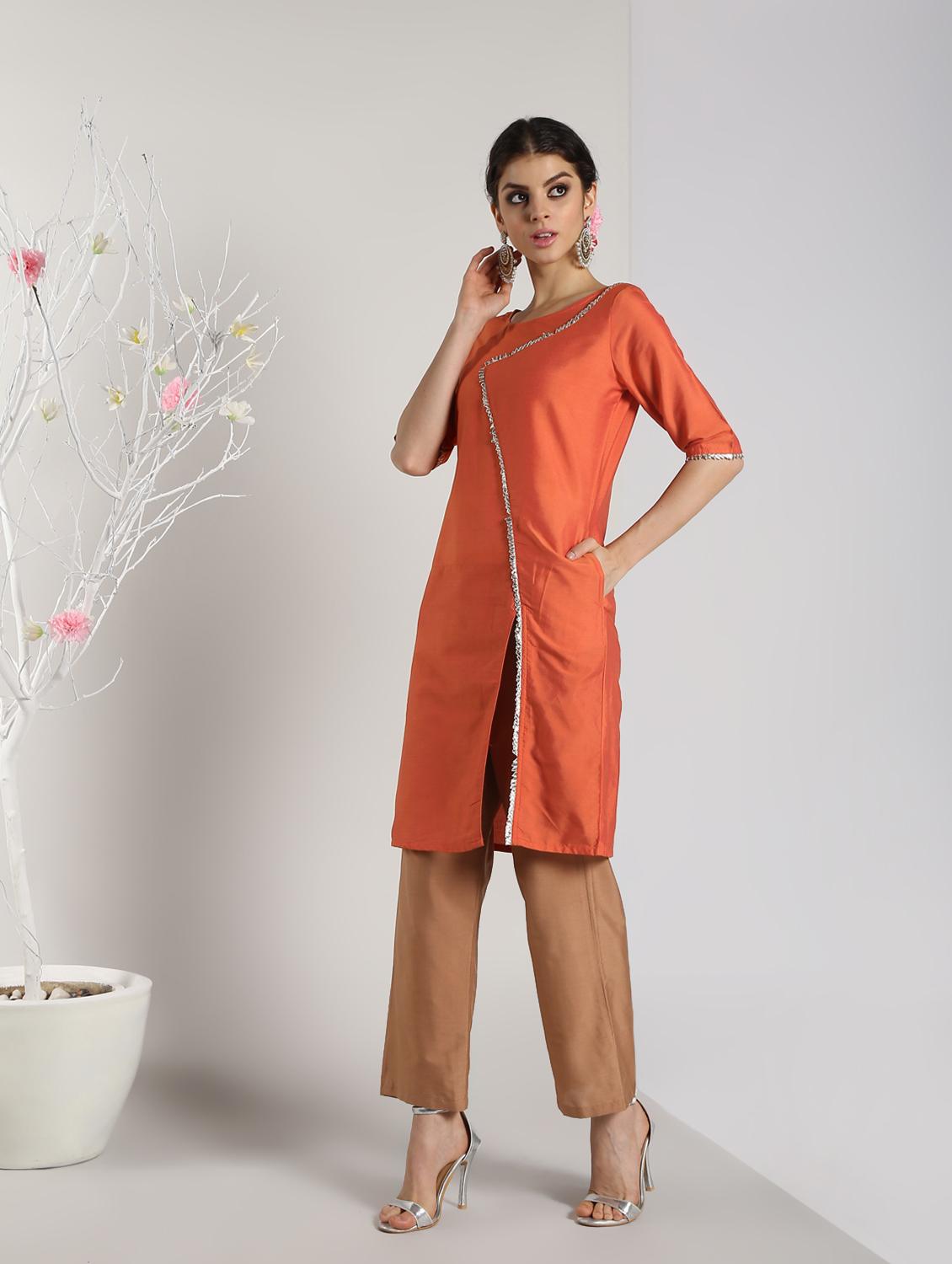 solid silk high slit kurta - 16568797 - Zoom Image - 1