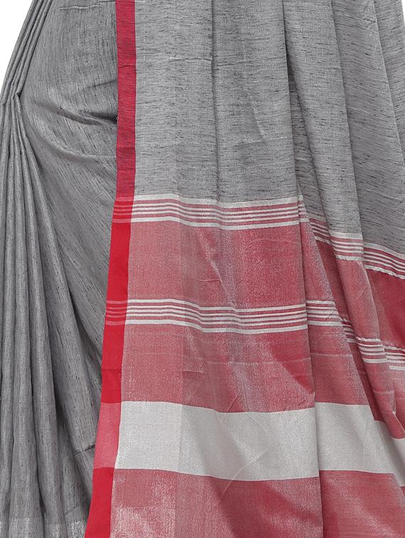 grey linen plain saree with blouse - 16579455 - Zoom Image - 3