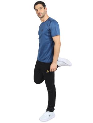 blue solid t-shirt - 16590790 - Standard Image - 4